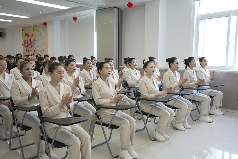 考美容師證多少錢？全面解析考取費用